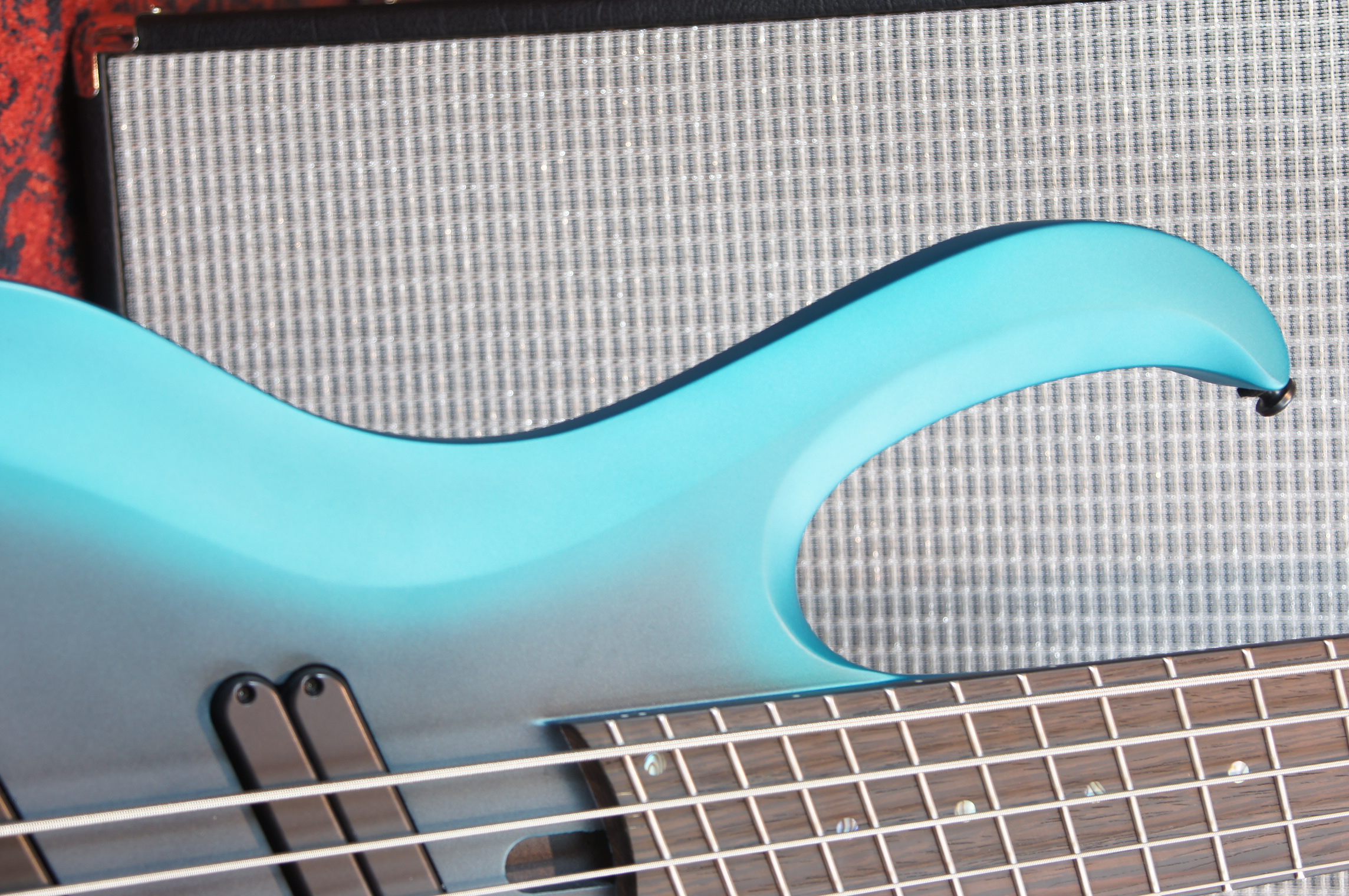 IBANEZ BTB 605 MSCE Bass Workshop 5-Str. Cerulean Aura Burst Matte, incl. Case - B-Stock
