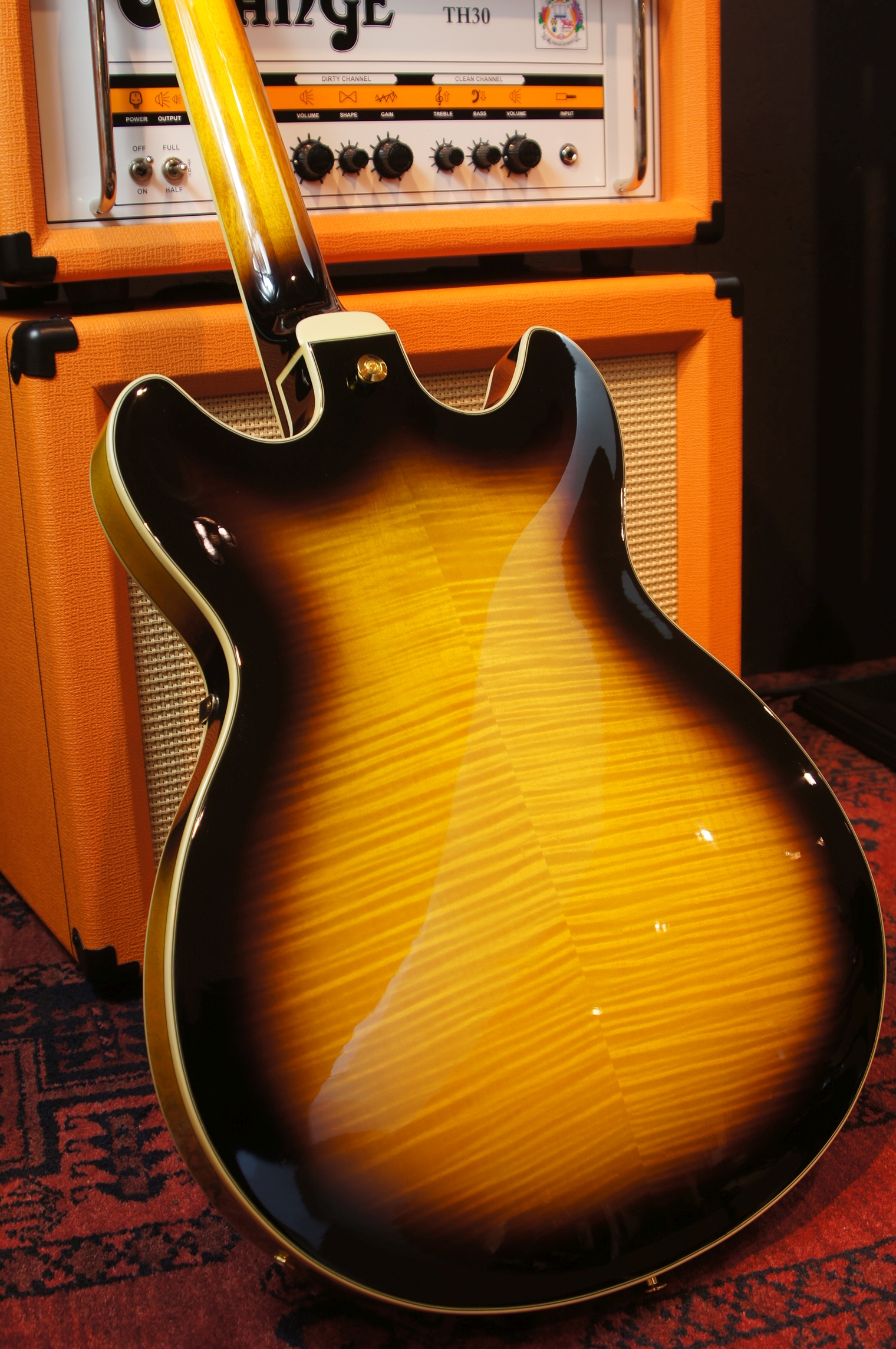 IBANEZ Artcore Express. 6-Str Antique Yellow Sunburst