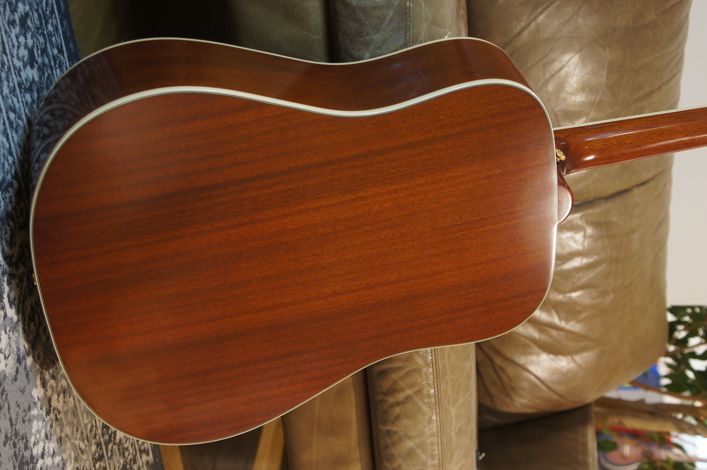 Epiphone Hummingbird Aged Cherry Sunburst Gloss