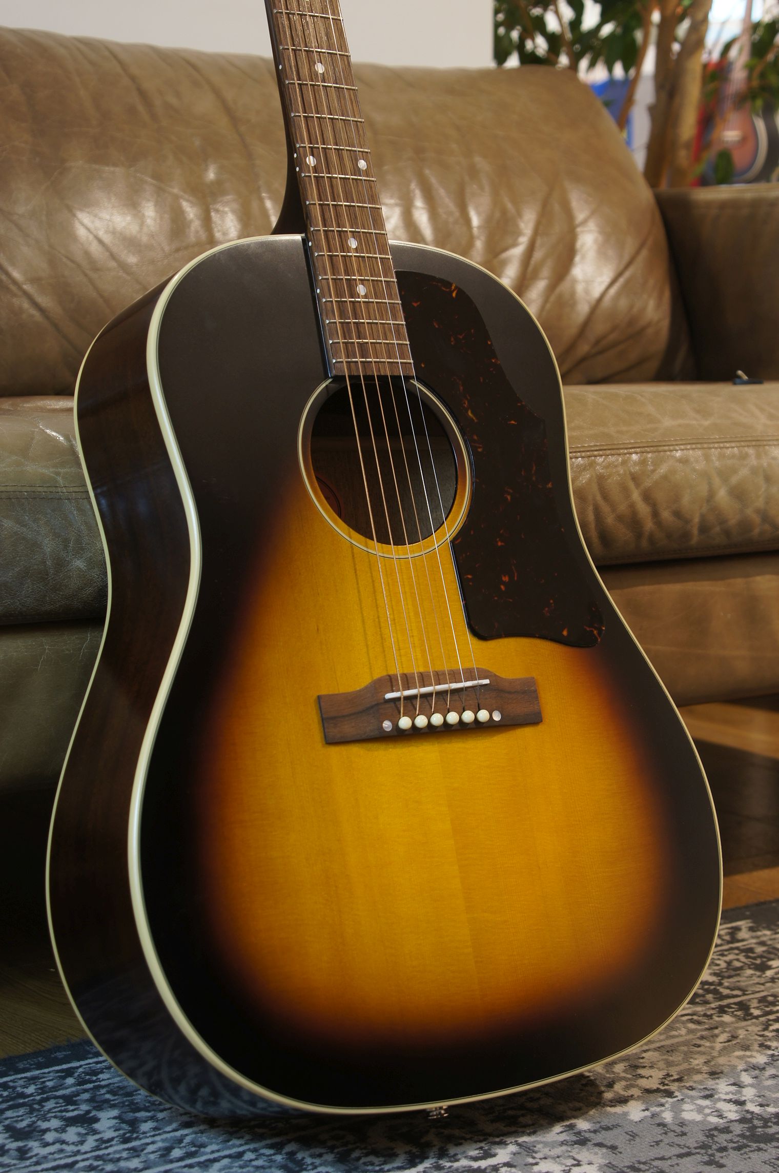 Epiphone J-45 Aged Vintage Sunburst Gloss