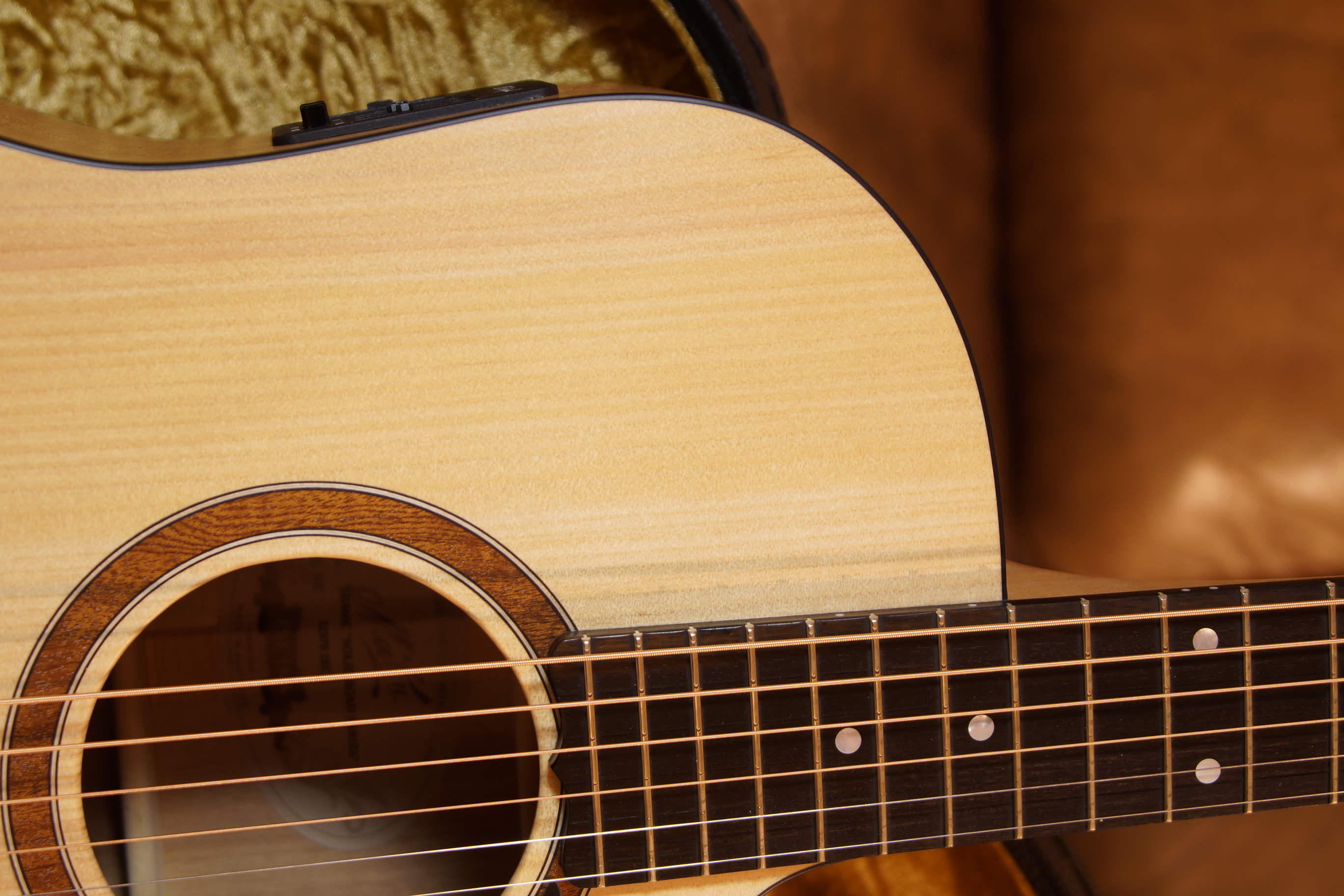 Maton SRS 60 C