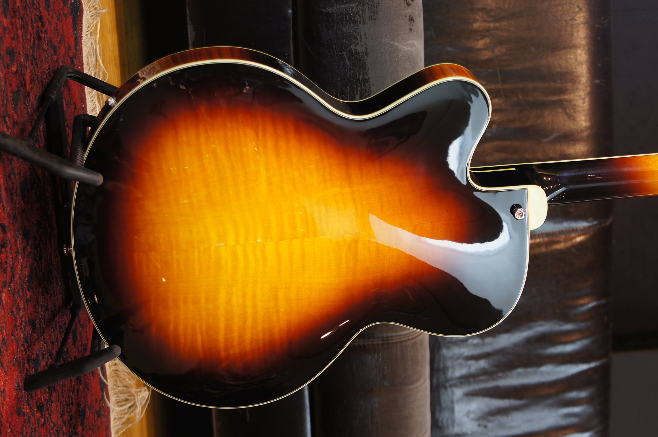 Eastman AR503CE Archtop Sunburst