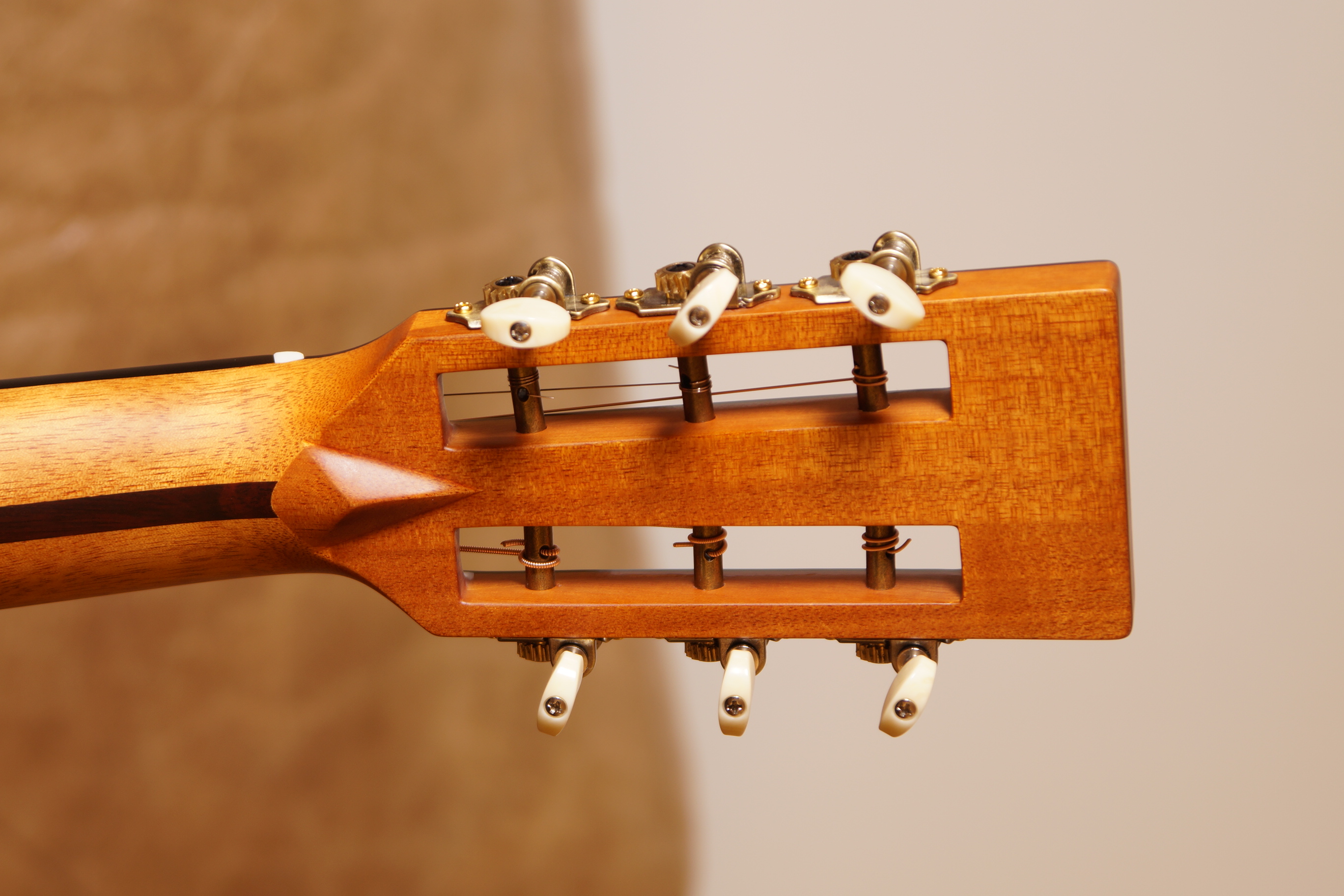 Duke OM-MC-Cut Trio VT