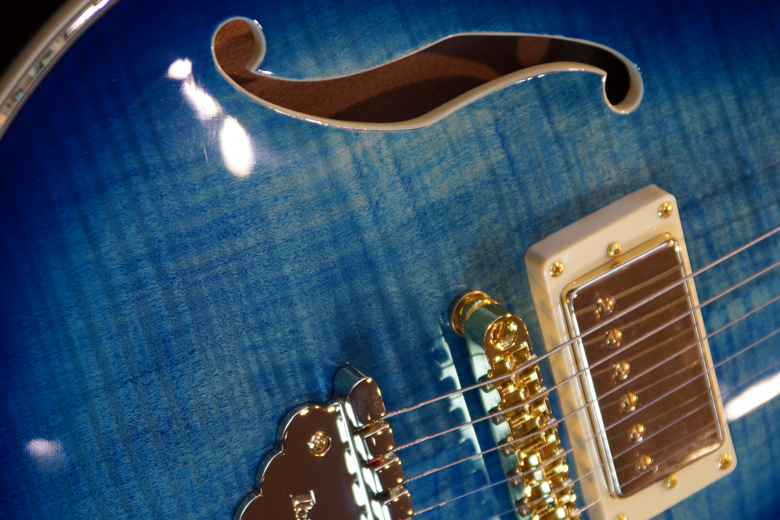 IBANEZ AR 6-String - Light Blue Burst