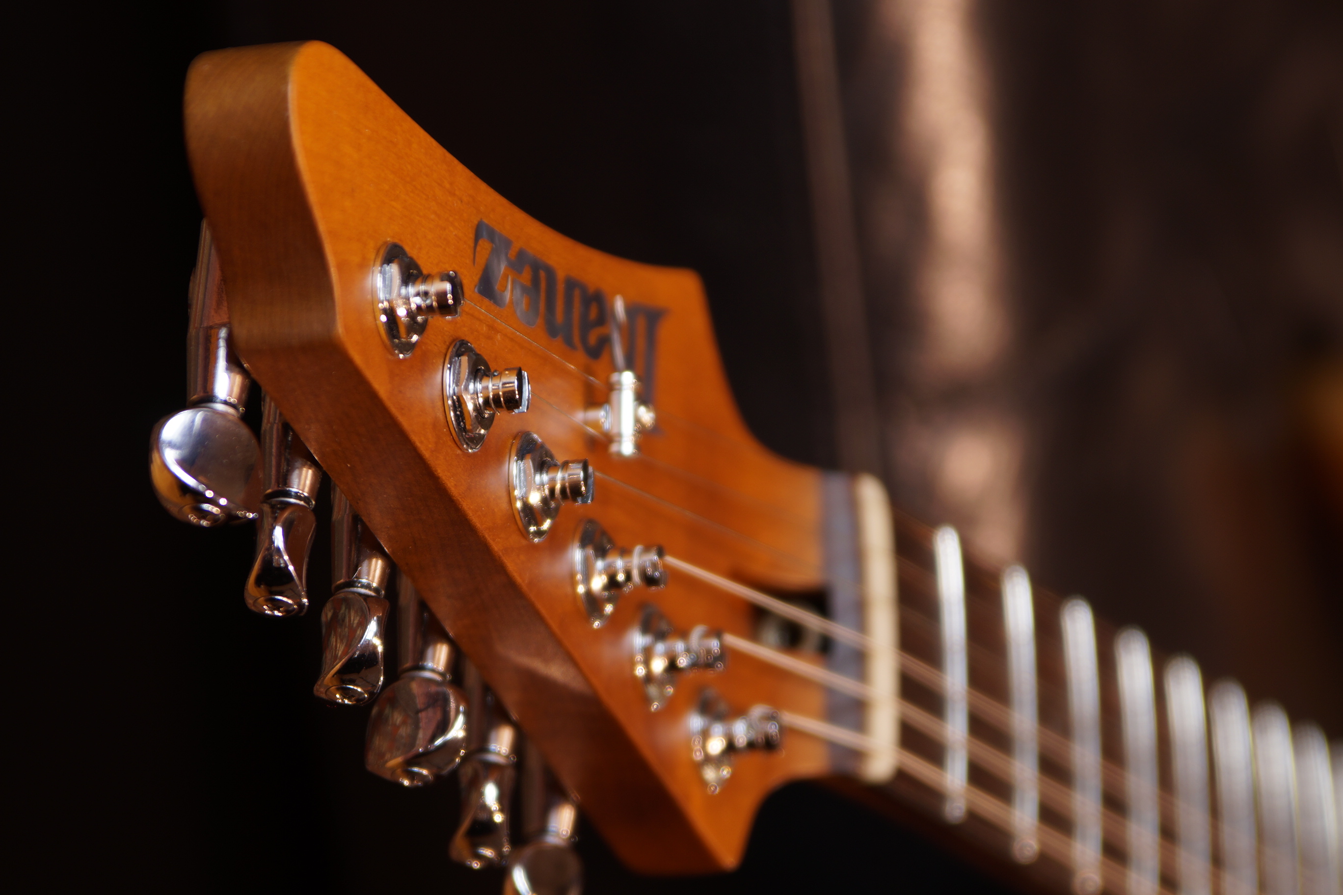 IBANEZ Tom Quayle Signature Charcoal Black Burst Flat B- Stock inkl. Koffer