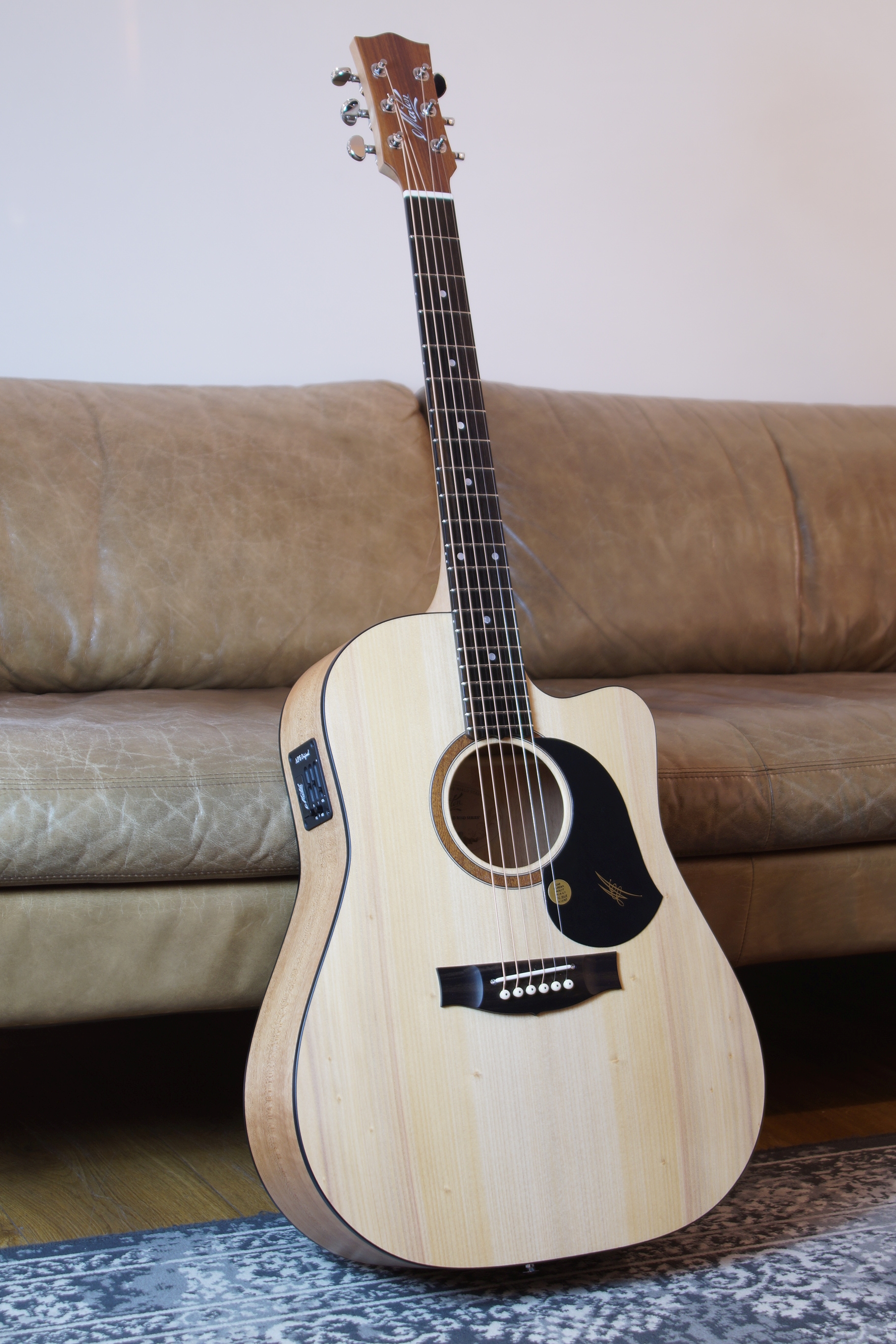 Maton SRS 60 C