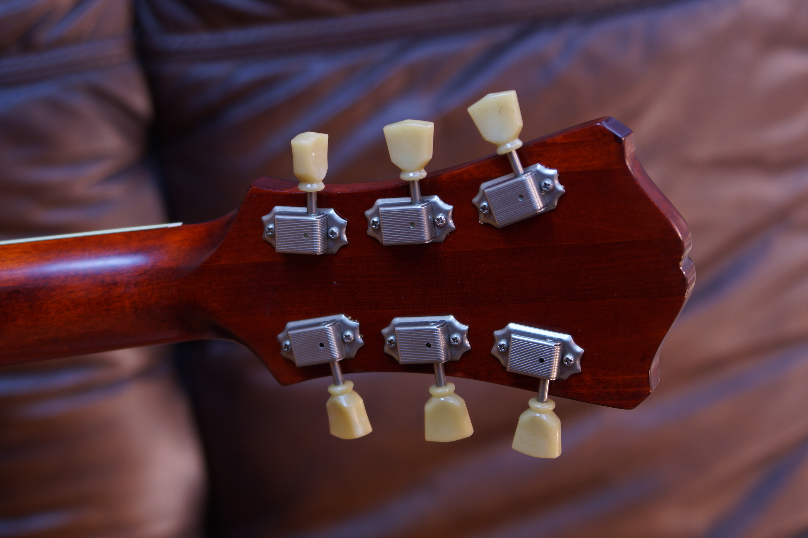 Eastman T49D/TV Archtop Antique Classic aged