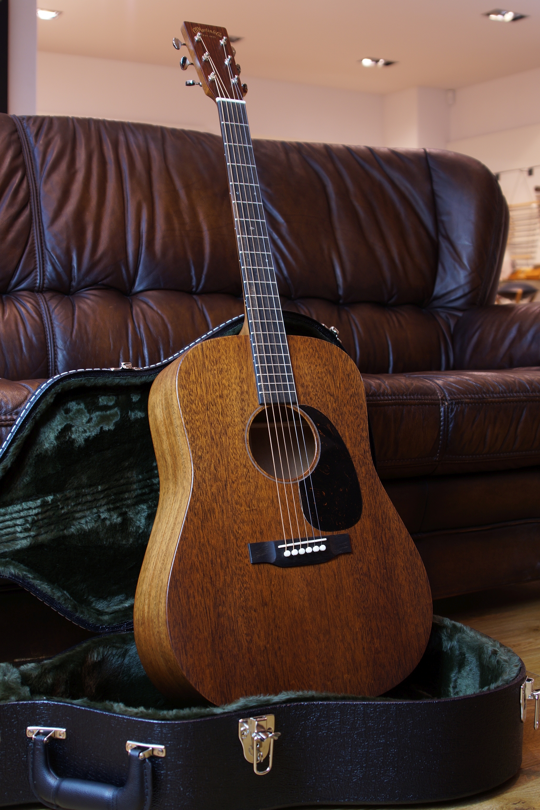 Martin D-17 inklusive Koffer