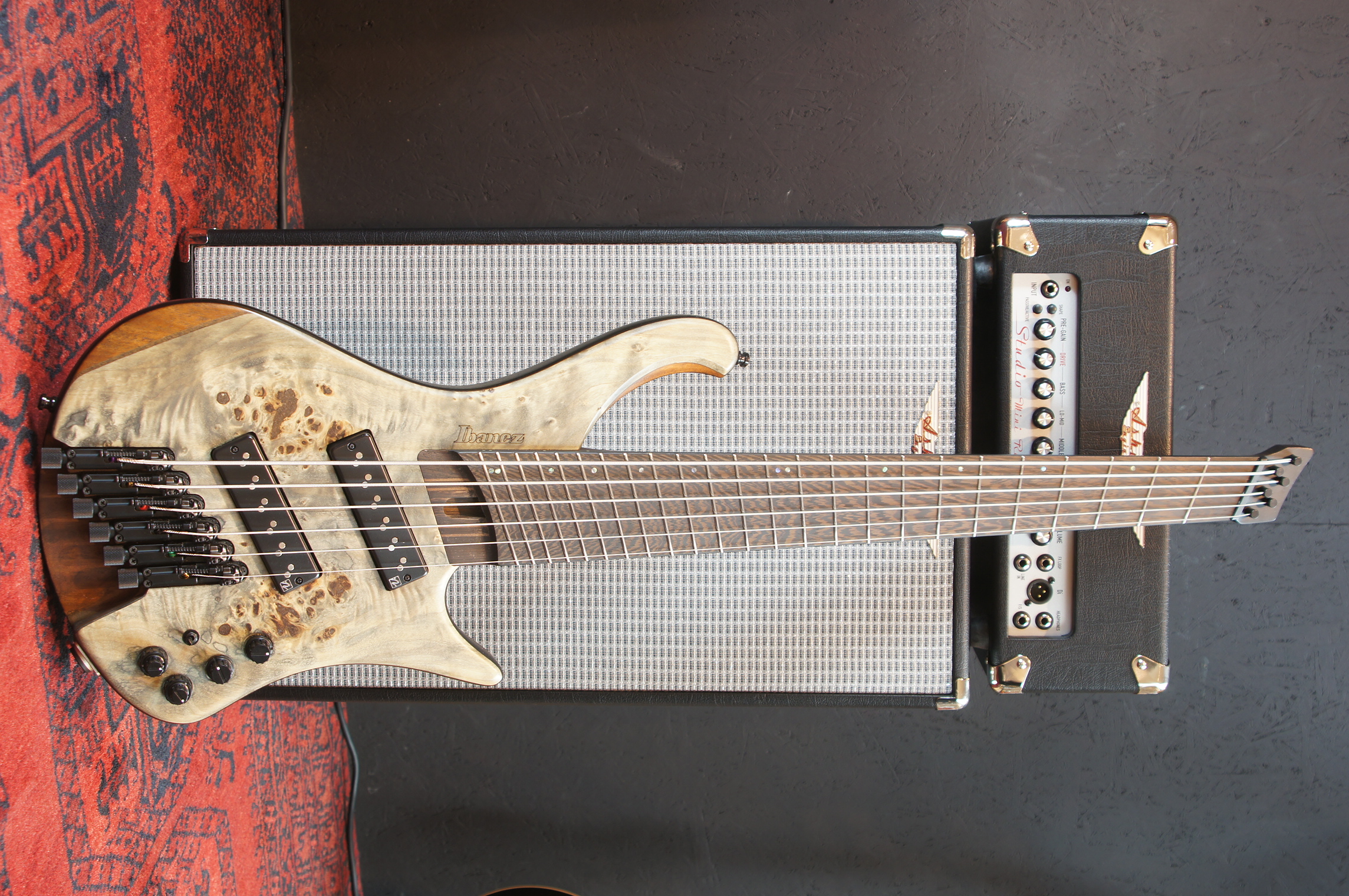 IBANEZ Bass Workshop 6-Str Black Ice Flat, incl. Gigbag - B-Stock