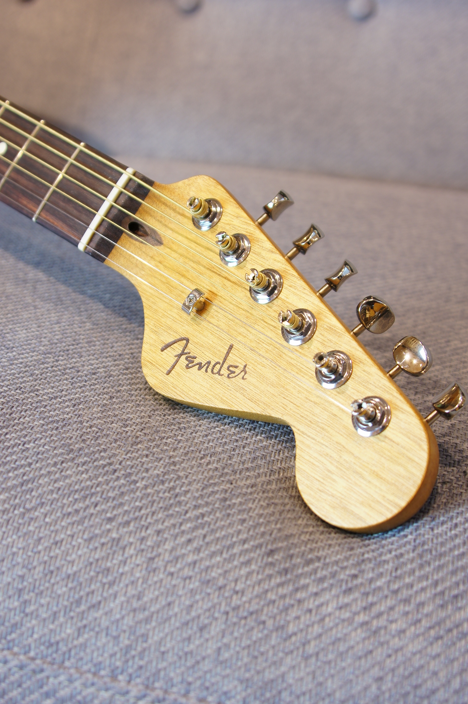 Fender Highway Series™ Parlor, Rosewood Fingerboard, All-Mahogany